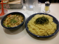 「つけ麺、大盛」@どうとんぼり神座 新宿店の写真