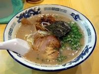 「特製とんこつラーメン（750円）」@なかじまの写真