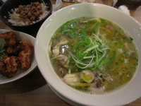 「浅蜊たっぷり麺（680円）」@トマトの花 吉祥寺店の写真