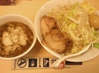 「豚骨魚介つけ麺+味つけ玉子+ニンニク+アブラ」@自家製ラーメン 大者の写真
