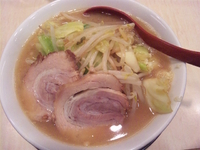 「七郎らーめん」@麺や 七郎 背脂の写真