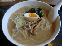 「とんこつ塩ラーメン 600円」@暖家の写真