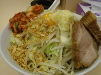 「油そば（750円）+キムチ（80円）」@自家製ラーメン 大者の写真