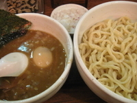 「特製盛りそば930円玉ねぎ50円」@新橋 おらがの写真