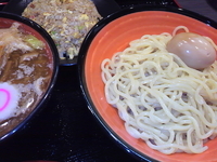 「肉汁つけめん+味玉+半チャーハン」@初代 麺松の写真