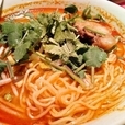トムヤムラーメン（パクチートッピング無料）800円