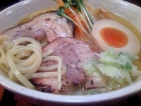 「トリウオシオ ラーメン （大） 900￥」@麺舎 ヒゲイヌの写真