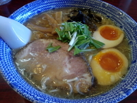 「特製醤油らーめん+味玉」@だいろくの写真