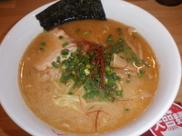 「味噌ラーメン・太麺（750円）半ライス（50円）」@らぁめん  丸の写真