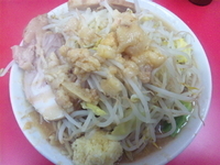 「ラーメン（ニンニク・アブラ）」@ラーメン豚塾の写真