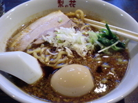 「たまり醤油と背脂の濃い口ラーメン 680円」@梨の花の写真