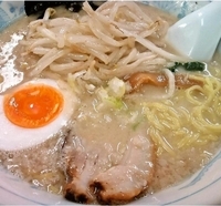 「とんこつ塩ラーメン（こってり）650円」@ラーメン 利尻 北茨城本店の写真