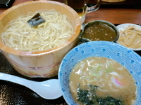 「つけカレー（並）680円+からあげ110円+ビール500円（メン」@もっちりつけめん しゃりん 武蔵村山店の写真