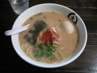 「鶏塩そば（9の付く日なので味玉サービス）:700円」@鶏そば専門店 前略。まるきゅうの写真