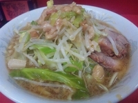 「ぶた2枚入り 小ラーメン （アブラ） 600円」@ラーメン二郎 環七一之江店の写真