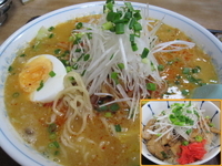 「辛みそラーメン+ミニチャーシュー丼セット(800円+360円)」@味の店 金楽の写真