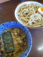 「つけめん（麺少なめ味玉サービス）」@次念序の写真