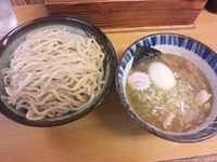 「一番搾り（中盛） + 味たま」@つけめん 三三㐂の写真