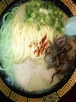 「天然トンコツラーメン+キクラゲ」@一蘭 アトレ上野 山下口店の写真