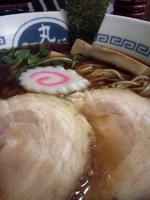 「醤油ラーメン」@煮干 丸めの写真