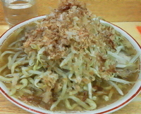 「ラーメン（しおべえ・野菜多め）+かつお節 650円+50円」@ラーメン二郎 環七新代田店の写真