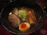 「神宿しょうゆラーメン（750円）」@麺屋神のしずくの写真