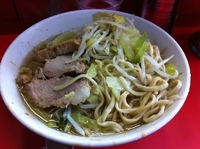 「ラーメン 麺少なめ」@ラーメン二郎 三田本店の写真