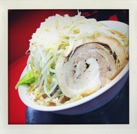 「らーめん（並）+やさい増し+にんにく」@ジャンクガレッジ 熊谷店の写真