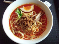 「バリ男 男の坦々麺ハーフ」@新!東京らーめんチャンピオンの写真