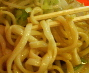 「ラーメン 700円 （ネギ野菜ニンニク、麺固 油少 味薄）」@ちばからの写真