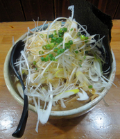「ねぎチャーシュー麺950円+特盛り100円」@きんの写真