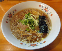 「支那そば  醤油味650円」@支那そば 晴弘の写真