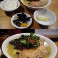 『濃厚鶏塩ラーメン+鶏飯セット（￥800+200）』