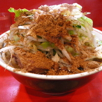 「ラーメン 600円（ヤサイ・アブラ・ハヤシフレーク）」@ラーメン二郎 府中店の写真