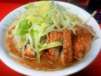 「小ブタ（ヤサイニンニク）」@ラーメン二郎 環七一之江店の写真