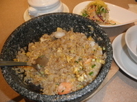 「海鮮石焼炒飯セット（彩りサラダ・スープ・杏仁豆腐付き） 「980」@天津飯店 春日部店の写真