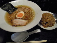 「ラーメンと半チャーハンのセット950円」@信濃神麺 烈士洵名の写真