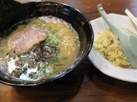 「半チャーハン（サービスラーメン500円のお供）」@よかとこの写真