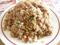 「細切り豚肉のチャーハン+大盛 「650円+150円」」@中国料理 紅満天の写真