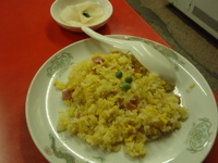 「半チャーハン（350円）」@中華料理 萬楽の写真