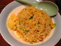 「特選米使用 無尽蔵特製ミニチャーハン¥330」@越後秘蔵麺 無尽蔵 はにゅう家の写真