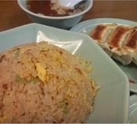 「チャーハン+餃子（600円+300円）」@珍來 柏藤ヶ谷店の写真