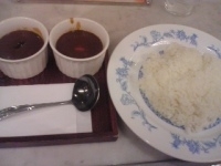 「黒辛口カレー+赤辛口カレー お試しセット 680円」@ニューながいの写真