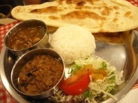 「ベンガルプレート（チキン、なすのドライカレー）1300円」@ベンガルの写真