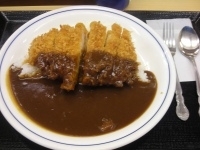 「カツカレー620円」@かつや 新橋SL広場店の写真