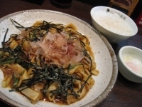 「≪11月限定≫カレーきしめん ライス+半熟タマゴセット￥850」@カレーハウスCoCo壱番屋 太田西矢島店の写真