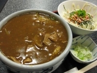 「カレーうどん￥800+大盛￥100 & 鮭マヨネーズ丼￥290」@美味食間 くわ田の写真