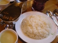 「ポーク1100円 焼きりんご500円」@スマトラカレー共栄堂の写真