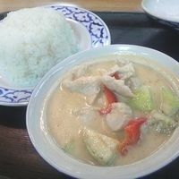 「グリーンカレー・ライス付き（800円）」@タイ王国の家庭料理 MIXの写真