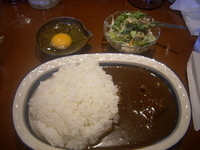 「ビーフカレー+生卵」@CURRY・HOUSE 1/2の写真
